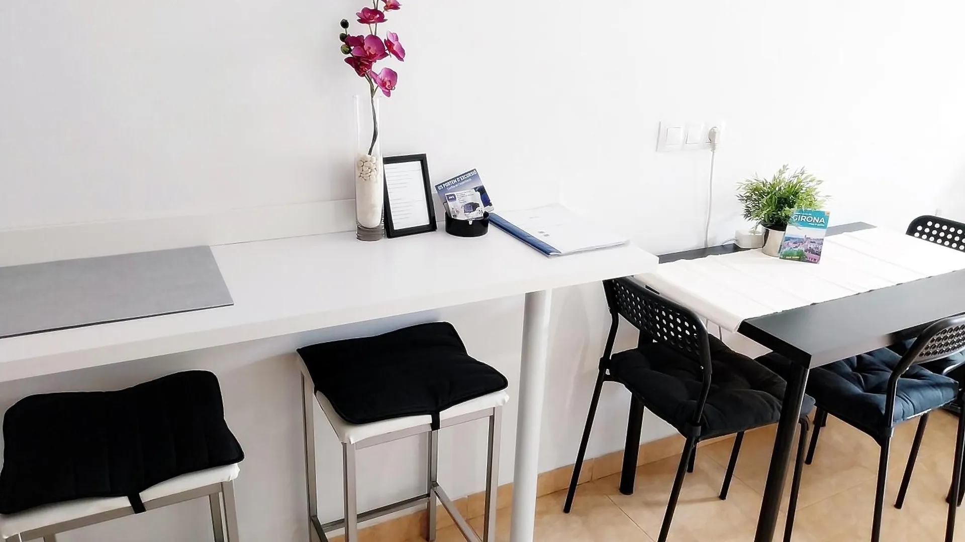 CENTRICO y ACOGEDOR APARTAMENTO Gerona