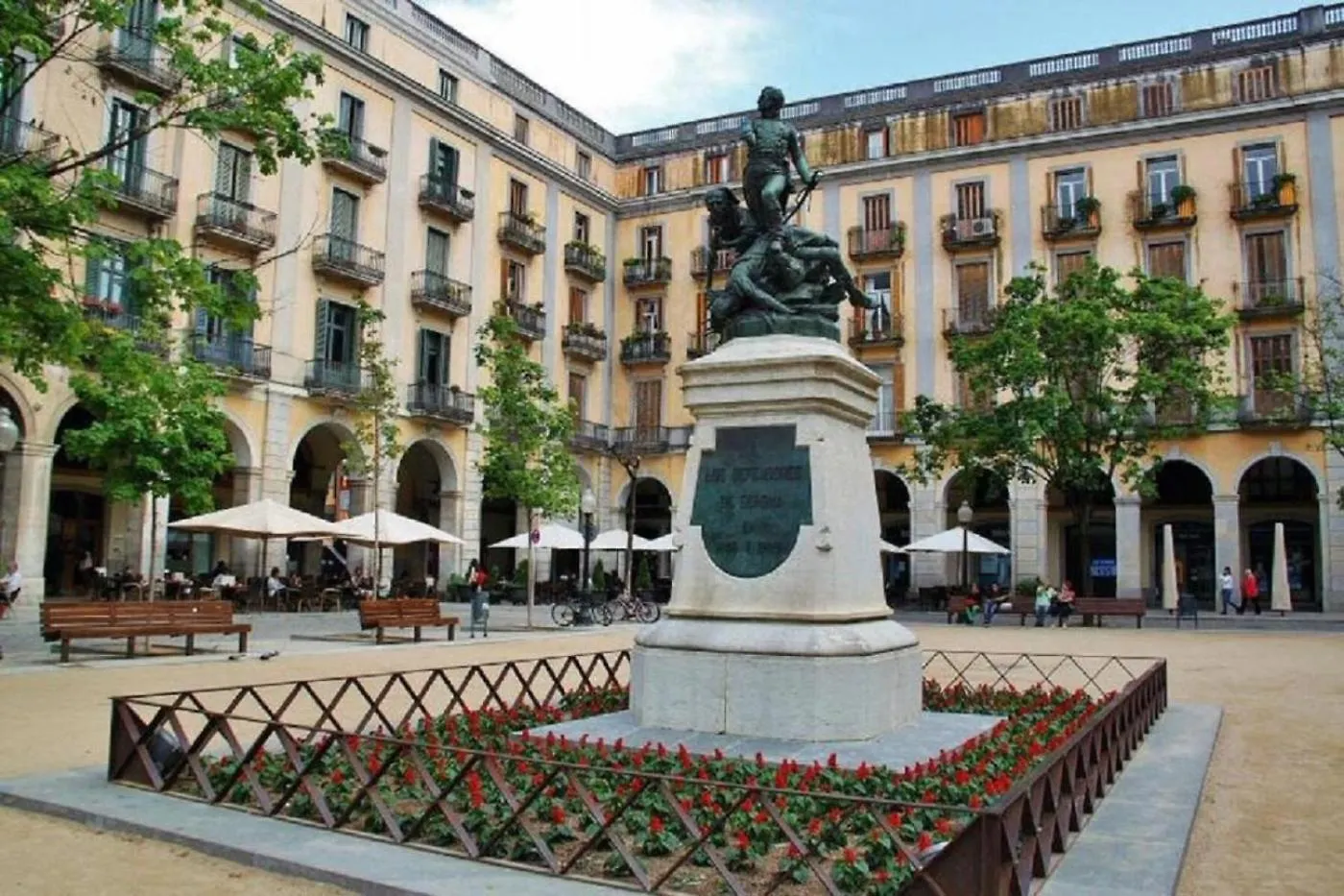 CENTRICO y ACOGEDOR APARTAMENTO Gerona